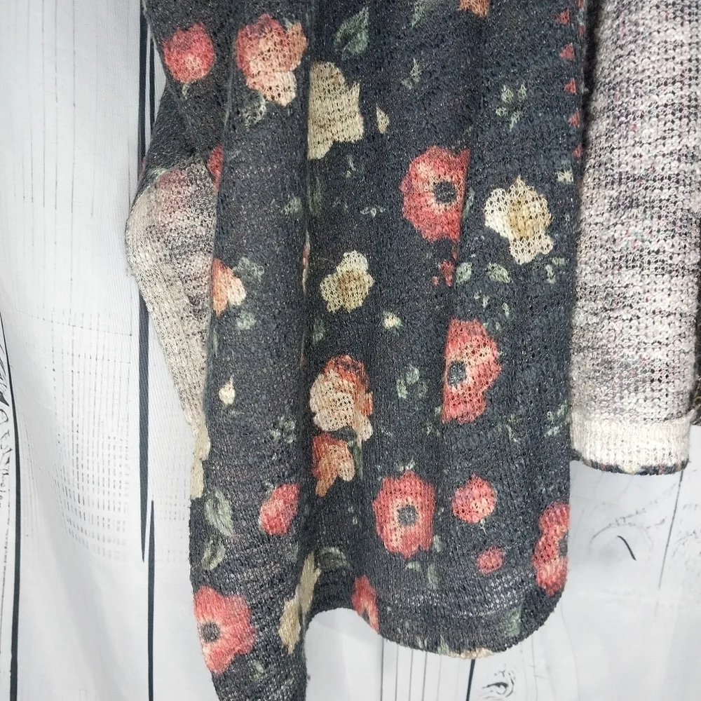 Sadie & Love Floral Open Front Short Sleeve Flowy Festival Kimono Boho Cardigan - Picture 5 of 11